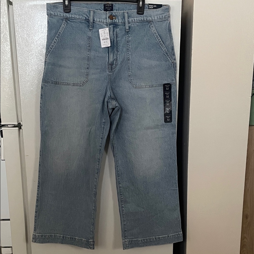 J.Crew Women’s Size 32 NWT‎ Wide Leg Crop Light Wash Jeans New Trendy